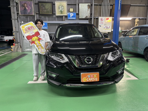 日産 エクストレイル 2.0 20Xi ご納車誠に有難うございました。